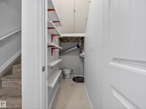 11933 77 Street, Edmonton, AB - Indoor