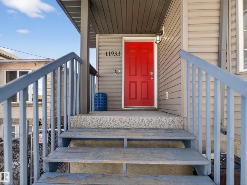 11933 77 Street, Edmonton, AB - Outdoor With Exterior