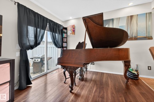 157 230 Edwards Drive, Edmonton, AB - Indoor