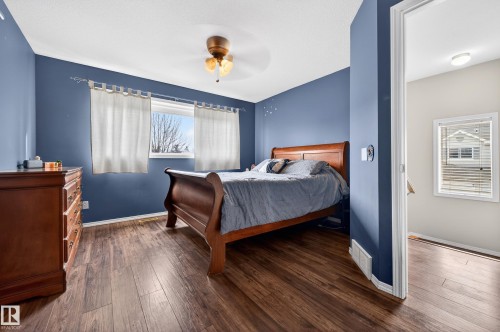 157 230 Edwards Drive, Edmonton, AB - Indoor Photo Showing Bedroom