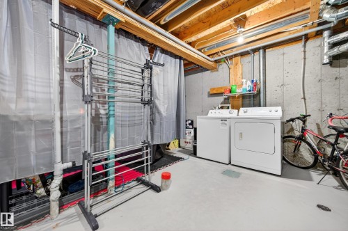 157 230 Edwards Drive, Edmonton, AB - Indoor Photo Showing Laundry Room