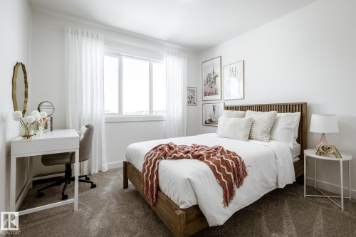224 Falcon Crescent, Leduc, AB - Indoor Photo Showing Bedroom