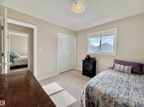 29 Heron Crescent, Spruce Grove, AB - Indoor Photo Showing Bedroom