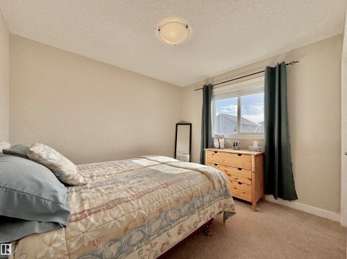 29 Heron Crescent, Spruce Grove, AB - Indoor Photo Showing Bedroom