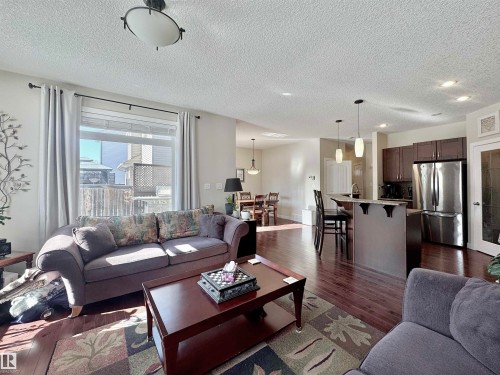 29 Heron Crescent, Spruce Grove, AB - Indoor Photo Showing Living Room
