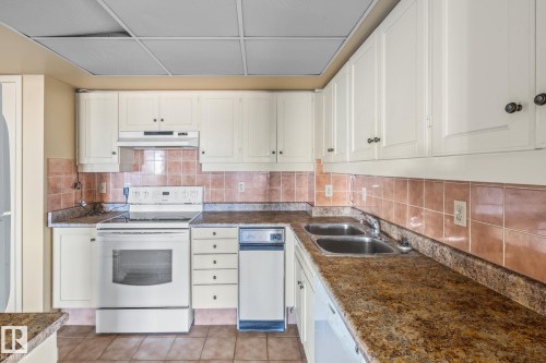 602 11503 100 Avenue, Edmonton, AB - Indoor Photo Showing Kitchen With Double Sink