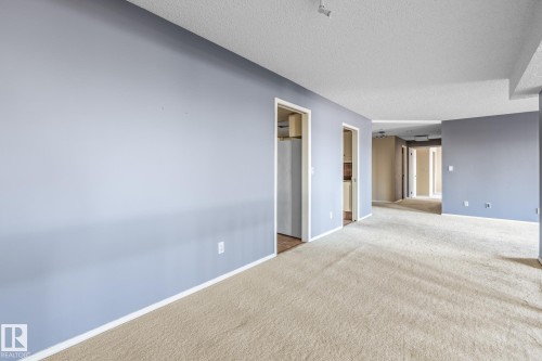 602 11503 100 Avenue, Edmonton, AB - Indoor Photo Showing Other Room