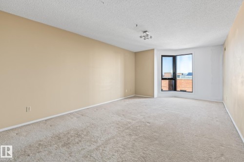 602 11503 100 Avenue, Edmonton, AB - Indoor Photo Showing Other Room