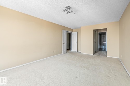 602 11503 100 Avenue, Edmonton, AB - Indoor Photo Showing Other Room