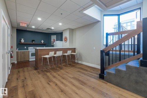 602 11503 100 Avenue, Edmonton, AB - Indoor Photo Showing Other Room