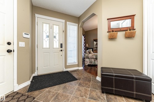 19047 51 Avenue, Edmonton, AB - Indoor Photo Showing Other Room