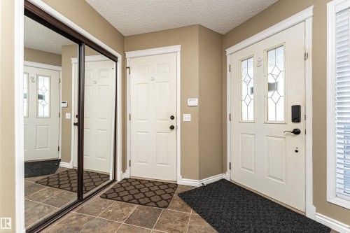 19047 51 Avenue, Edmonton, AB - Indoor Photo Showing Other Room