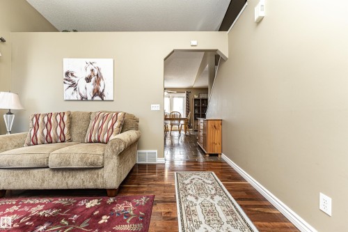 19047 51 Avenue, Edmonton, AB - Indoor Photo Showing Other Room