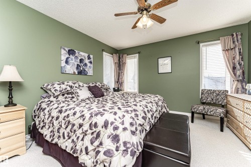 19047 51 Avenue, Edmonton, AB - Indoor Photo Showing Bedroom