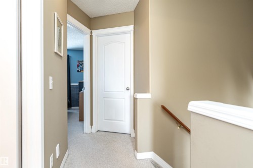 19047 51 Avenue, Edmonton, AB - Indoor Photo Showing Other Room