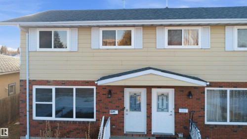 1504 62 Street  Edmonton, AB T6L 1S8