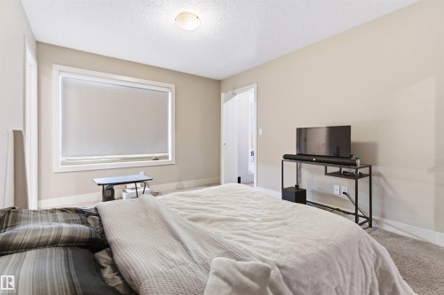 99 804 Welsh Drive, Edmonton, AB - Indoor Photo Showing Bedroom