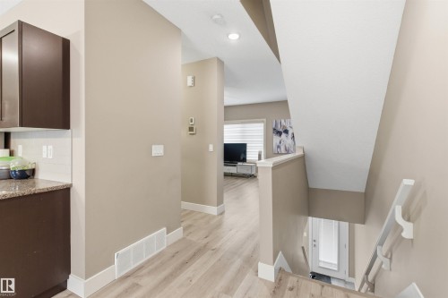 99 804 Welsh Drive, Edmonton, AB - Indoor Photo Showing Other Room