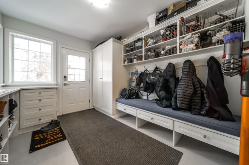Mudroom with concrete flooring - 10445 134 Street, Edmonton, AB - Indoor