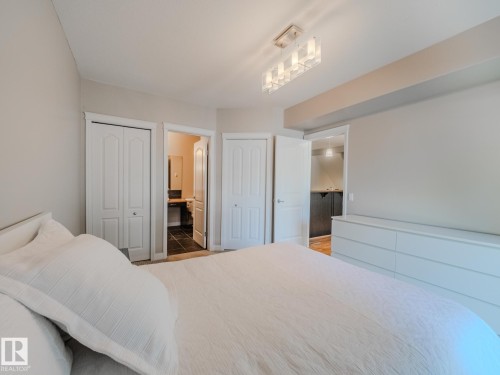 12 671 Silver Berry Road, Edmonton, AB - Indoor Photo Showing Bedroom