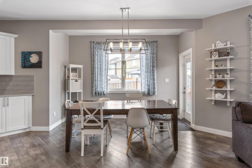 7034 172A Avenue, Edmonton, AB - Indoor Photo Showing Dining Room