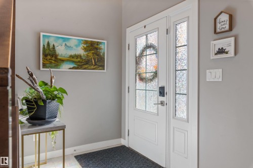 7034 172A Avenue, Edmonton, AB - Indoor Photo Showing Other Room