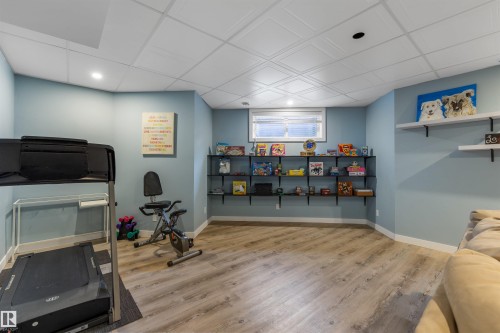 7034 172A Avenue, Edmonton, AB - Indoor Photo Showing Other Room