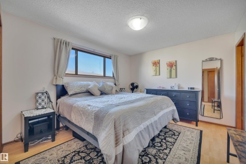 63 Alpaugh Crescent, Leduc, AB - Indoor Photo Showing Bedroom