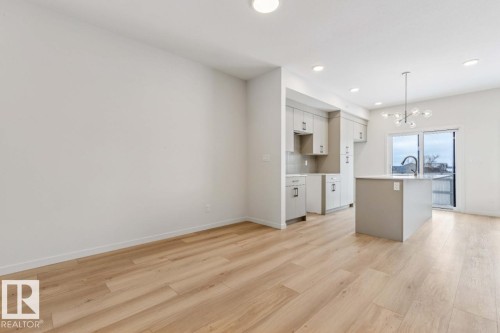 25 Stetson Loop, Ardrossan, AB - Indoor Photo Showing Kitchen
