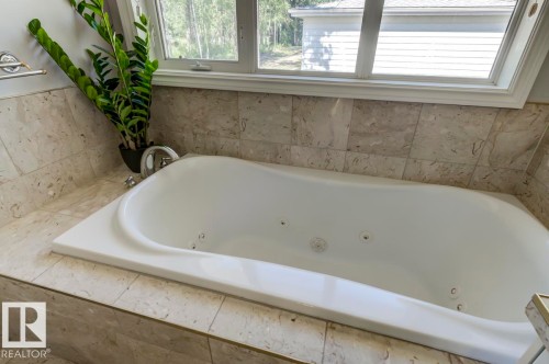 B7 Golden Days, Rural Leduc County, AB - Indoor Photo Showing Bathroom