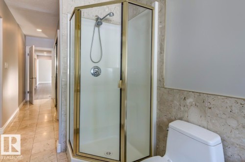 B7 Golden Days, Rural Leduc County, AB - Indoor Photo Showing Bathroom