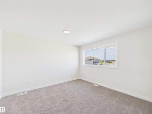 189 Caledon Crescent, Spruce Grove, AB - Indoor Photo Showing Other Room