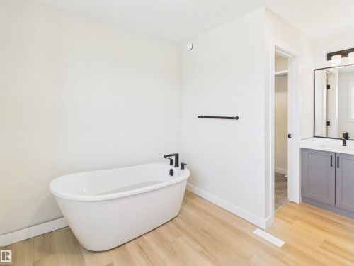 189 Caledon Crescent, Spruce Grove, AB - Indoor Photo Showing Bathroom