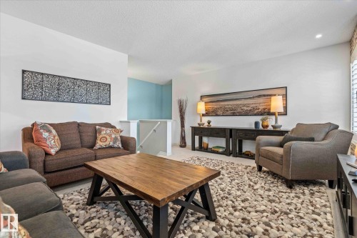68 Greystone Crescent, Spruce Grove, AB - Indoor Photo Showing Living Room