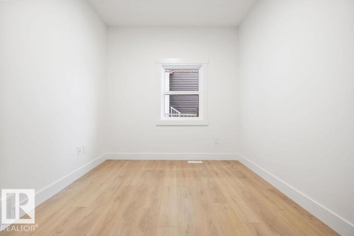 3335 Chickadee Drive, Edmonton, AB - Indoor Photo Showing Other Room
