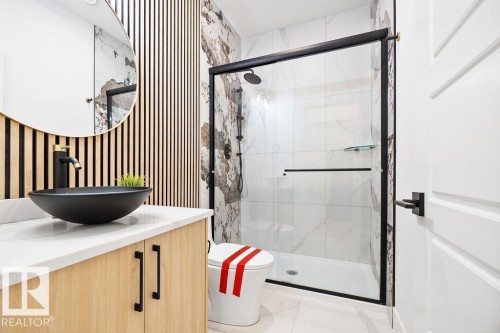 3335 Chickadee Drive, Edmonton, AB - Indoor Photo Showing Bathroom
