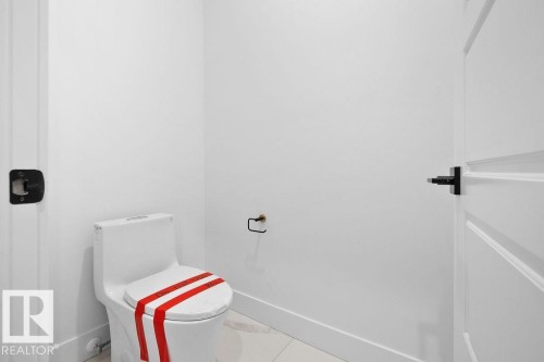 3335 Chickadee Drive, Edmonton, AB - Indoor