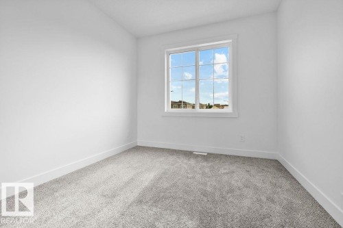3335 Chickadee Drive, Edmonton, AB - Indoor Photo Showing Other Room