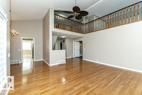 1051 109 Street, Edmonton, AB - Indoor Photo Showing Other Room