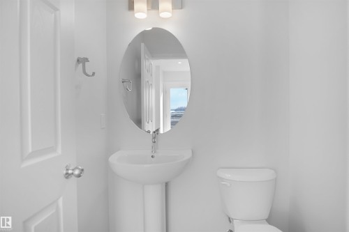 21398 128A Avenue, Edmonton, AB - Indoor Photo Showing Bathroom