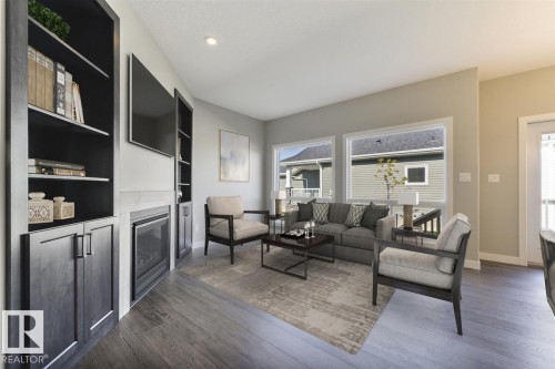 #86 1005 Calahoo Rd, Spruce Grove, AB - Indoor Photo Showing Living Room
