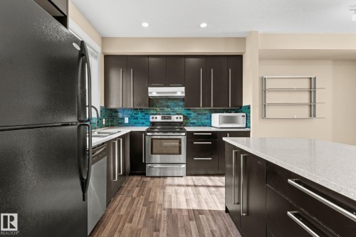 30 8315 180 Avenue, Edmonton, AB - Indoor Photo Showing Kitchen With Upgraded Kitchen