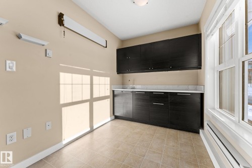 30 8315 180 Avenue, Edmonton, AB - Indoor Photo Showing Other Room