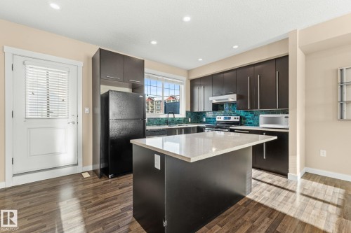 30 8315 180 Avenue, Edmonton, AB - Indoor Photo Showing Kitchen With Upgraded Kitchen