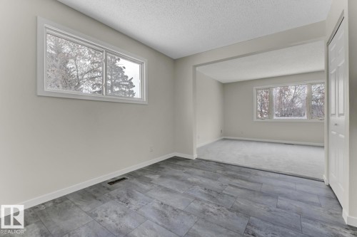 5A Twin Terrace, Edmonton, AB - Indoor Photo Showing Other Room
