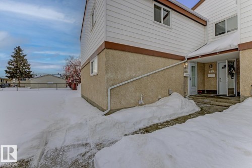 5A Twin Terrace, Edmonton, AB - Outdoor