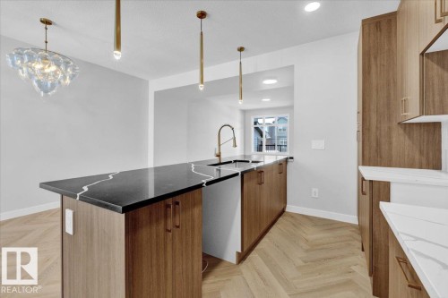 2632 62 Street, Edmonton, AB - Indoor Photo Showing Kitchen