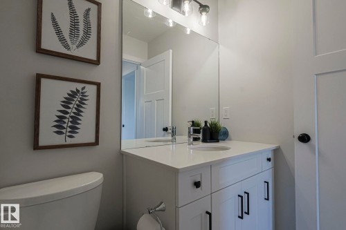 17834 73A Street, Edmonton, AB - Indoor Photo Showing Bathroom