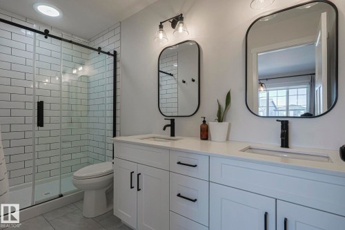 17834 73A Street, Edmonton, AB - Indoor Photo Showing Bathroom