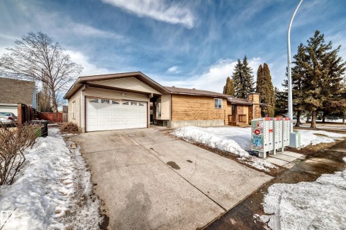 8516 190 Street  Edmonton, AB T5T 4Z9